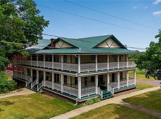 8441 Chestnut Ridge Rd, Gasport, NY 14067