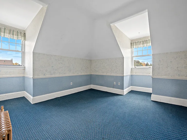 7 Oak St #408 — Photo 1