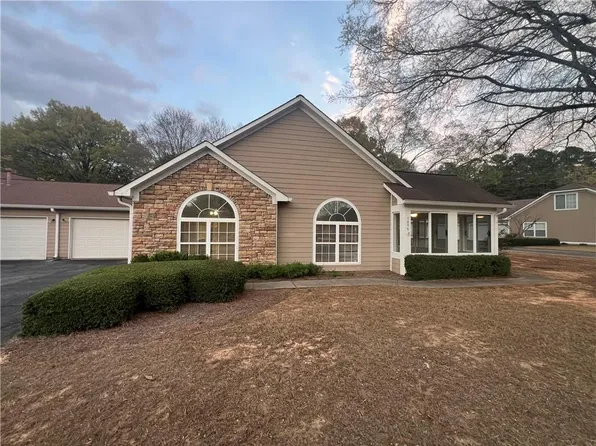 1898 Kolb Farm Cir SW, Marietta, GA 30008