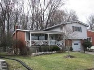 5769 Woodhaven Dr, Cincinnati, OH 45248