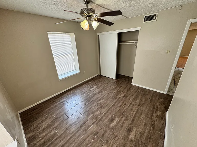 680 Sharp Ln #403 — Photo 24