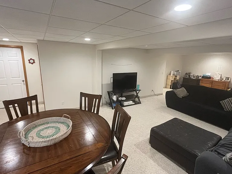 601 Moose Ct — Photo 10