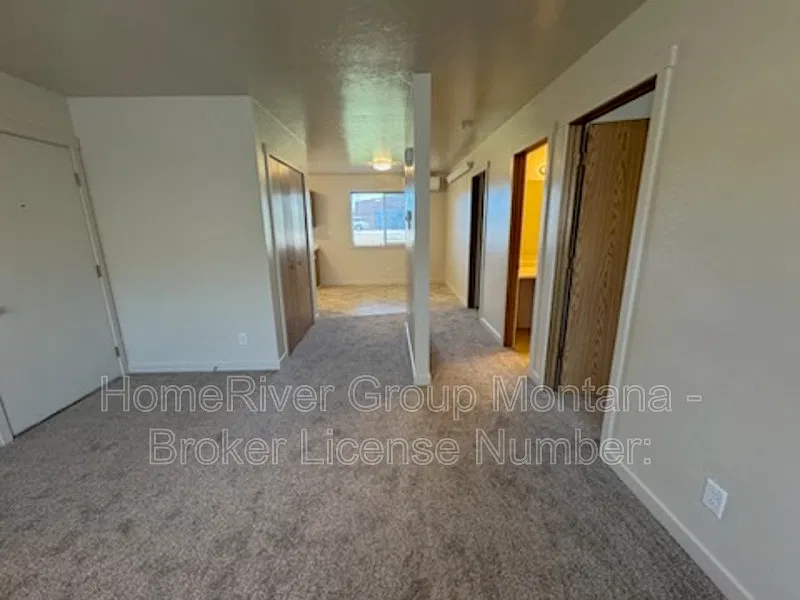 2 bed, 1.0 bath, $1,150 — Photo 3