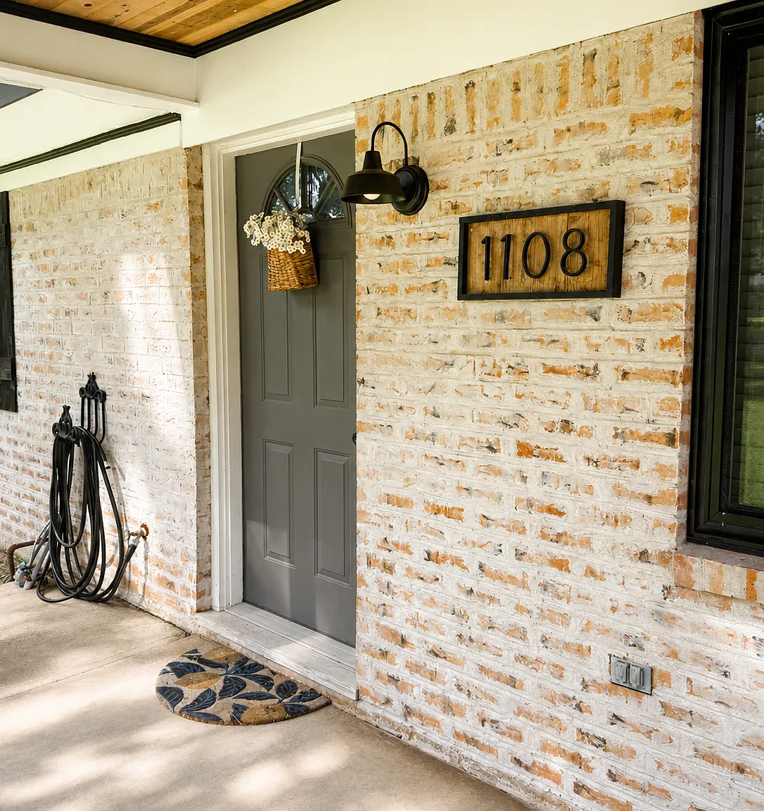 3 bed, 2.5 bath, 2188 sqft, $2,350 — Photo 2