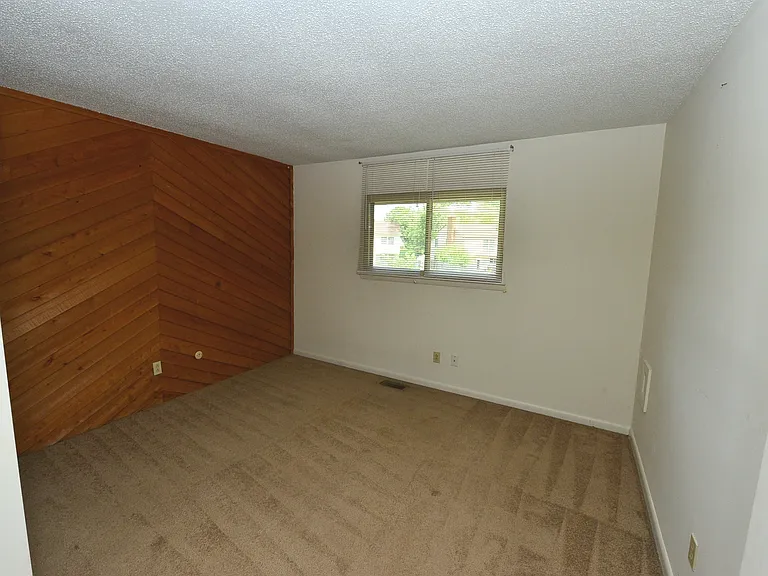 1548 Beachview Dr — Photo 20