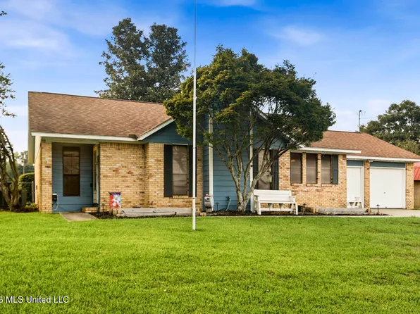 7 Angela Cir, Petal, MS 39465