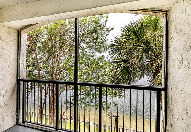Palm Trace Landings Apartments — Photo 74