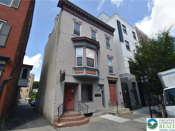 42 N 3rd St, Easton, PA 18042