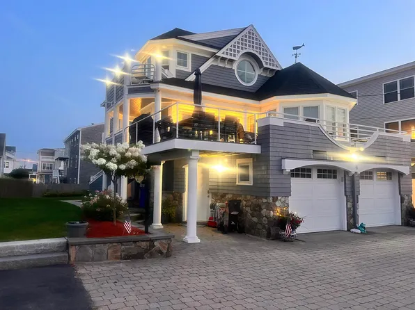 4 Groveland Street, Seabrook, NH 03874