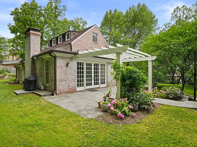 5320 Albemarle St — Photo 33