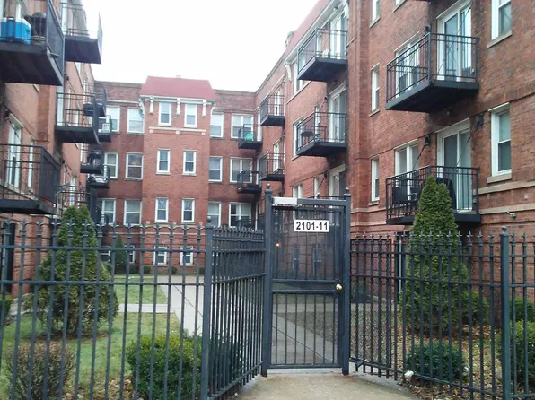 2107 E 67th St APT 306, Chicago, IL 60649