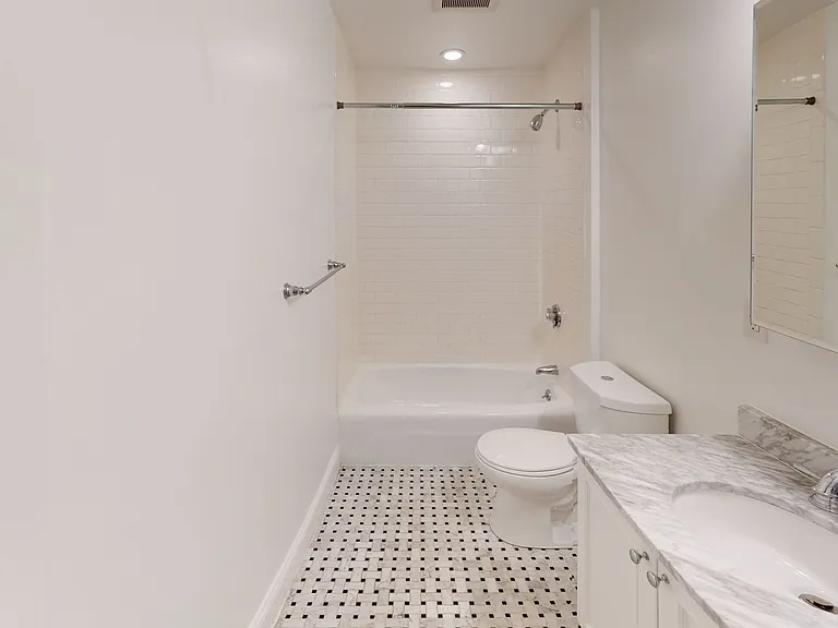 1 Langdon St #16 — Photo 8