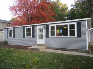 301 Cedar St, Decatur, MI 49045