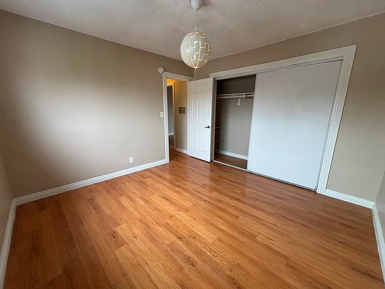 13545 Vanowen St #1 — Photo 6