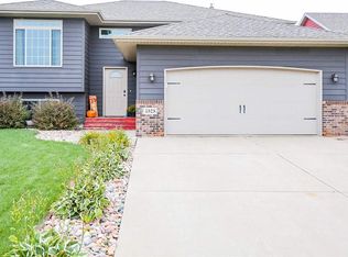 4525 S Tribbey Trl, Sioux Falls, SD 57106
