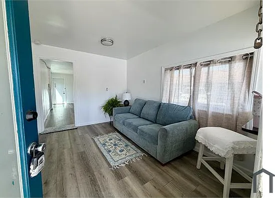 9509 Folsom Blvd — Photo 5