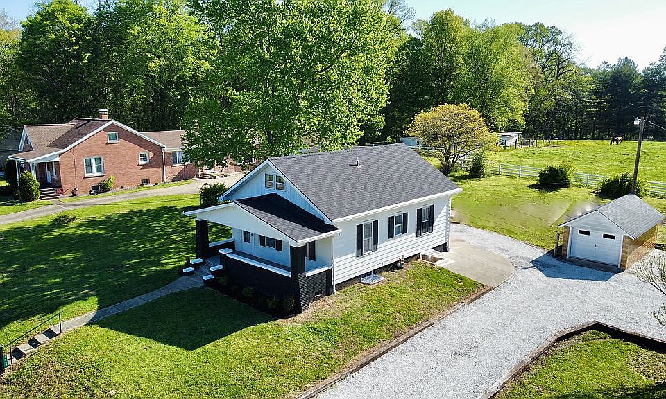 1802 Schutte Road, 47712