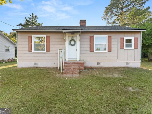 112 Thomas Blvd, Warner Robins, GA 31093