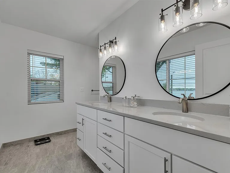 5264 Cooley Lake Rd — Photo 32