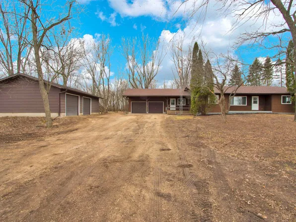 N1581 State Road 49, Berlin, WI 54923