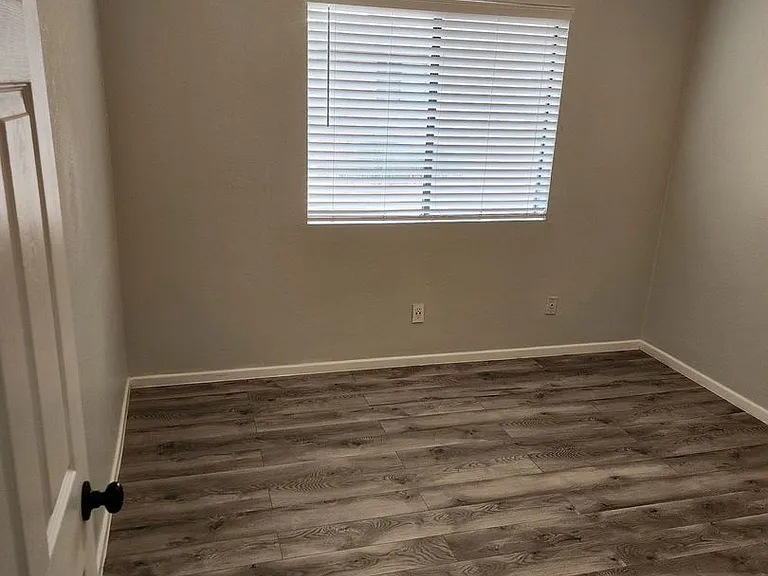 15833 Serrano Rd — Photo 30