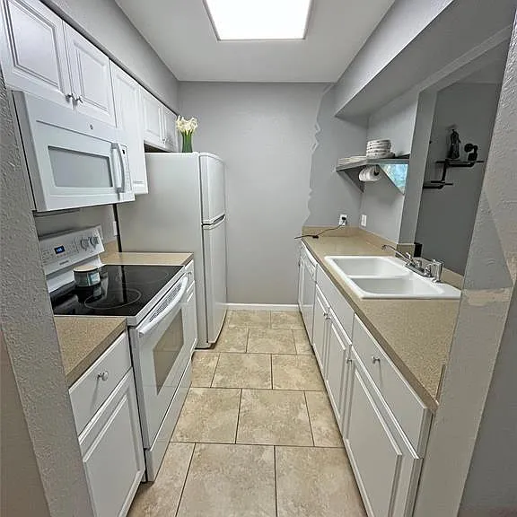 1705 Crossing Pl #131 — Photo 4