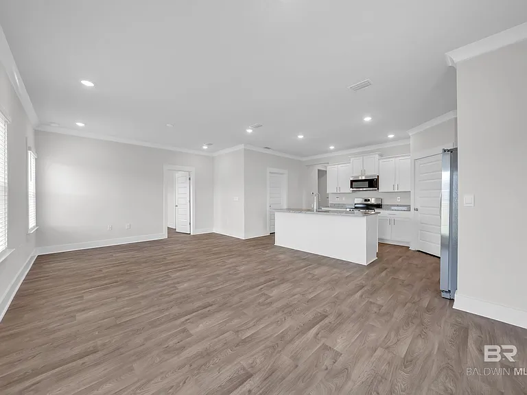 8984 Chabo Cir — Photo 8