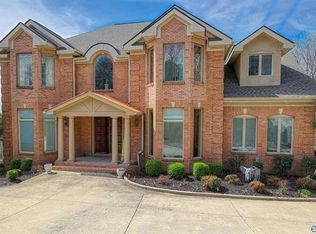 5 Saint Charles Rd SE, Huntsville, AL 35801