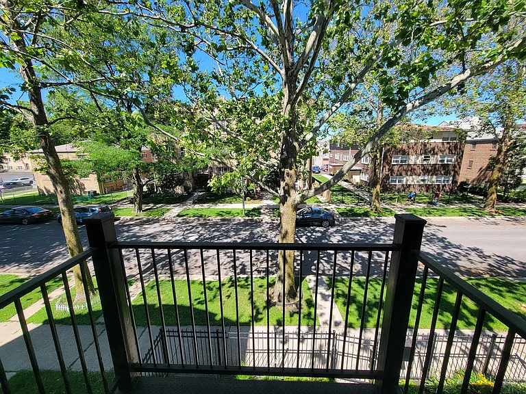 7411 N Claremont Ave #2W — Photo 12