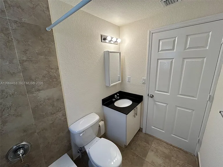 2931 Sheridan Ave #12 — Photo 9