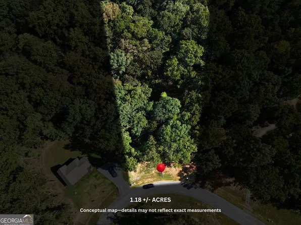 21 Lake Top Ln, Ellijay, GA 30540