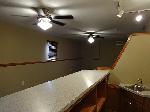 4936 Claymill Dr — Photo 15