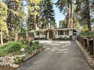 31430 Frontier Dr, Running Springs, CA 92382