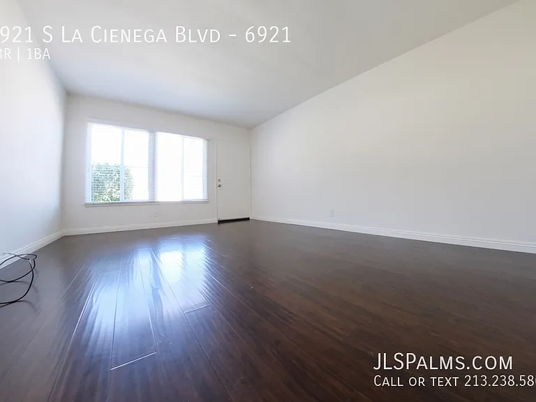 6921 S La Cienega Blvd #6921 — Photo 4