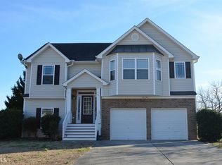 27 Clover Dr, Euharlee, GA 30145
