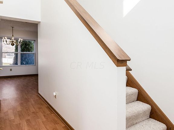 4th image of 1104 Pebble Brook Dr