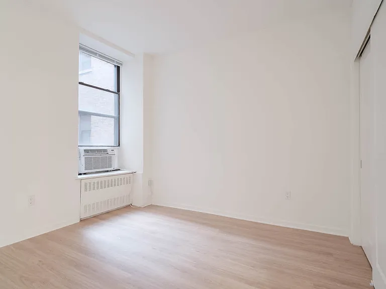 50 W 77th St #6G — Photo 16