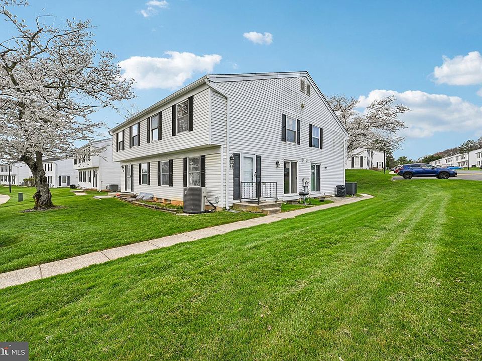 1st image of 32 Coliston Rd #B