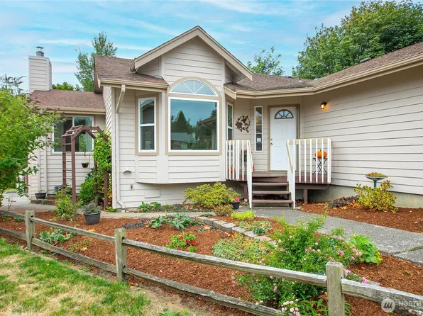 6151 Unrein Drive SE, Ferndale, WA 98248