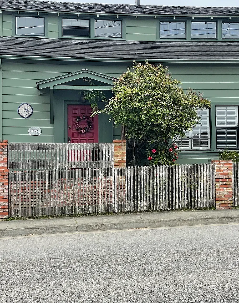 1343 David Ave — Photo 1