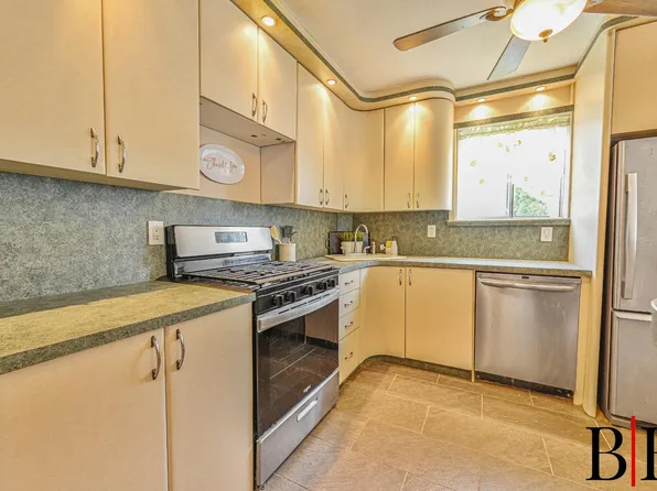 1413 Royce Street image 7 of 22