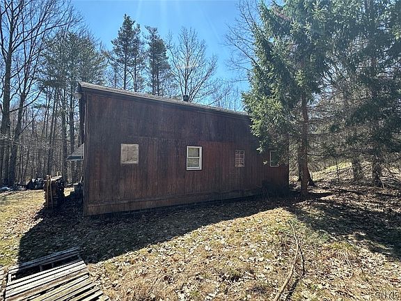 4th image of 4319 Steenrod Rd