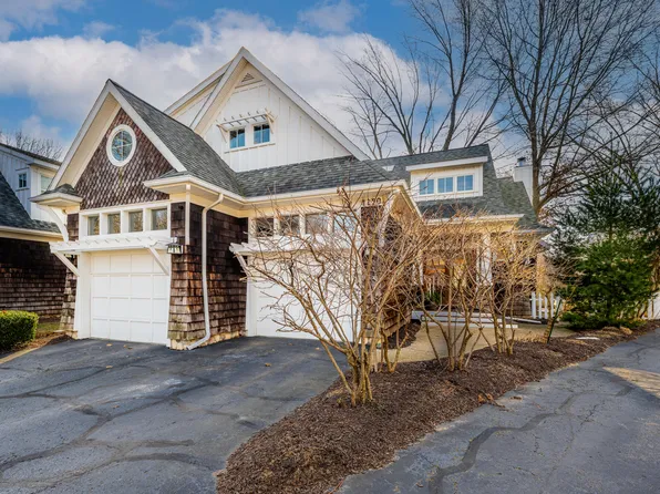 4150 Cottage Path, Stevensville, MI 49127