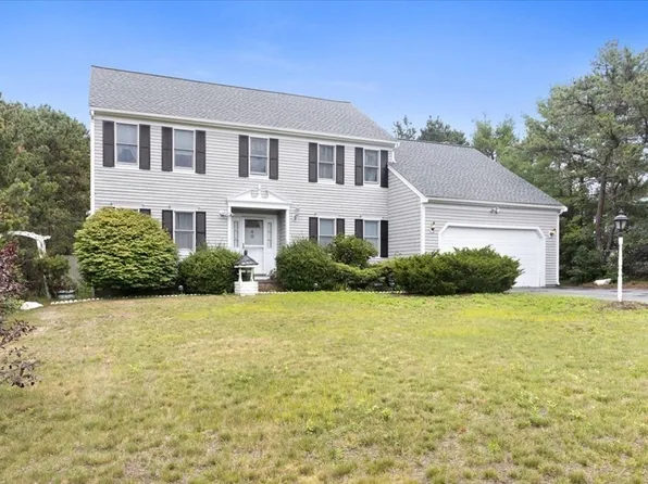 40 Polaris Dr, Mashpee, MA 02649