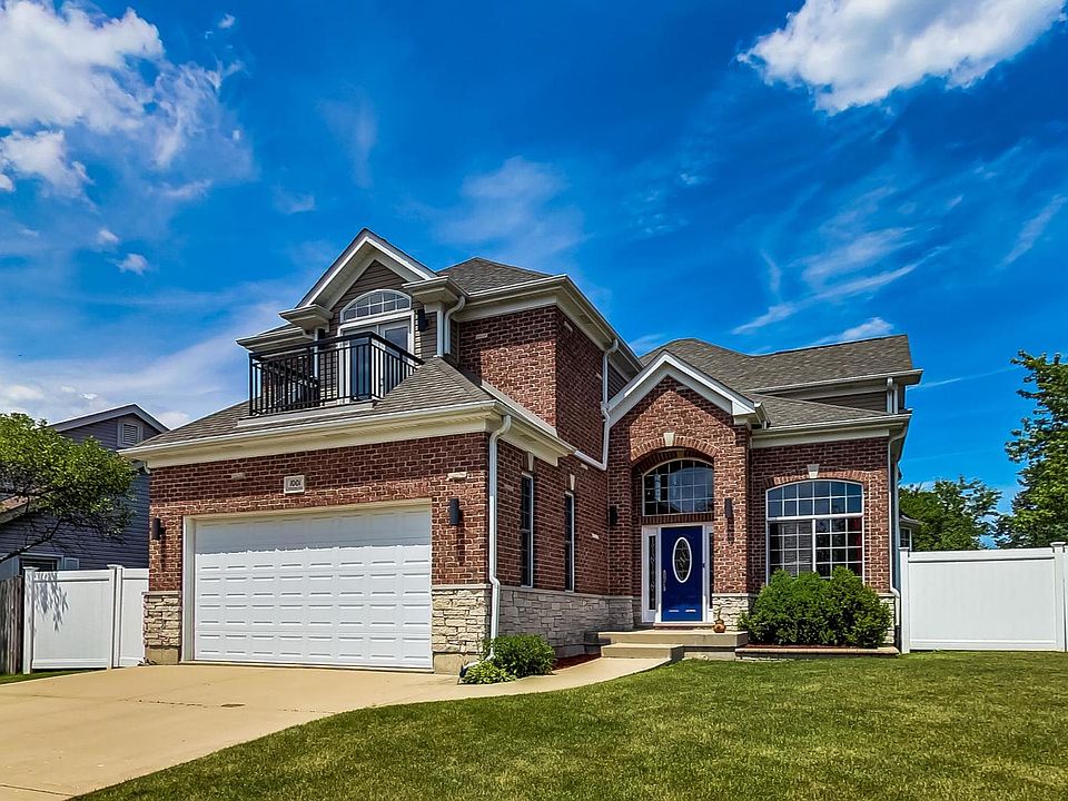 1st image of 1001 Willowbrook Dr