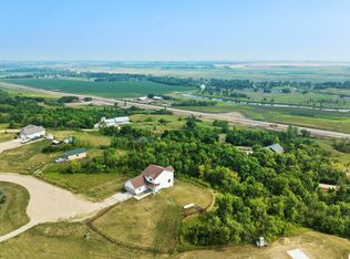 11150 Ashland Ct, Minot, ND 58701