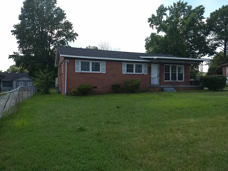 1112 Ardmore Dr — Photo 11