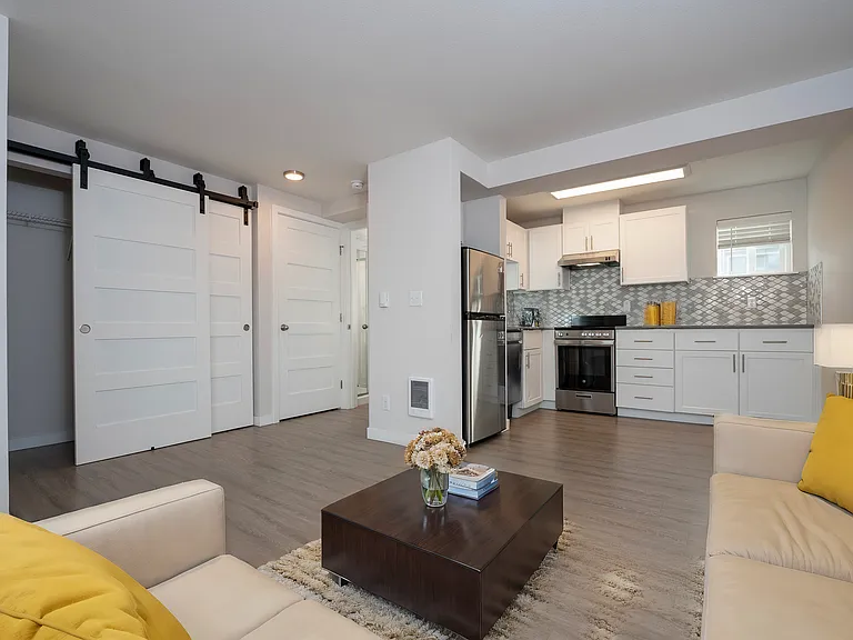 Studio -357 Sq Ft Studio -357 Sq Ft