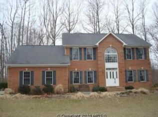 2460 Wildflower Ln, Huntingtown, MD 20639