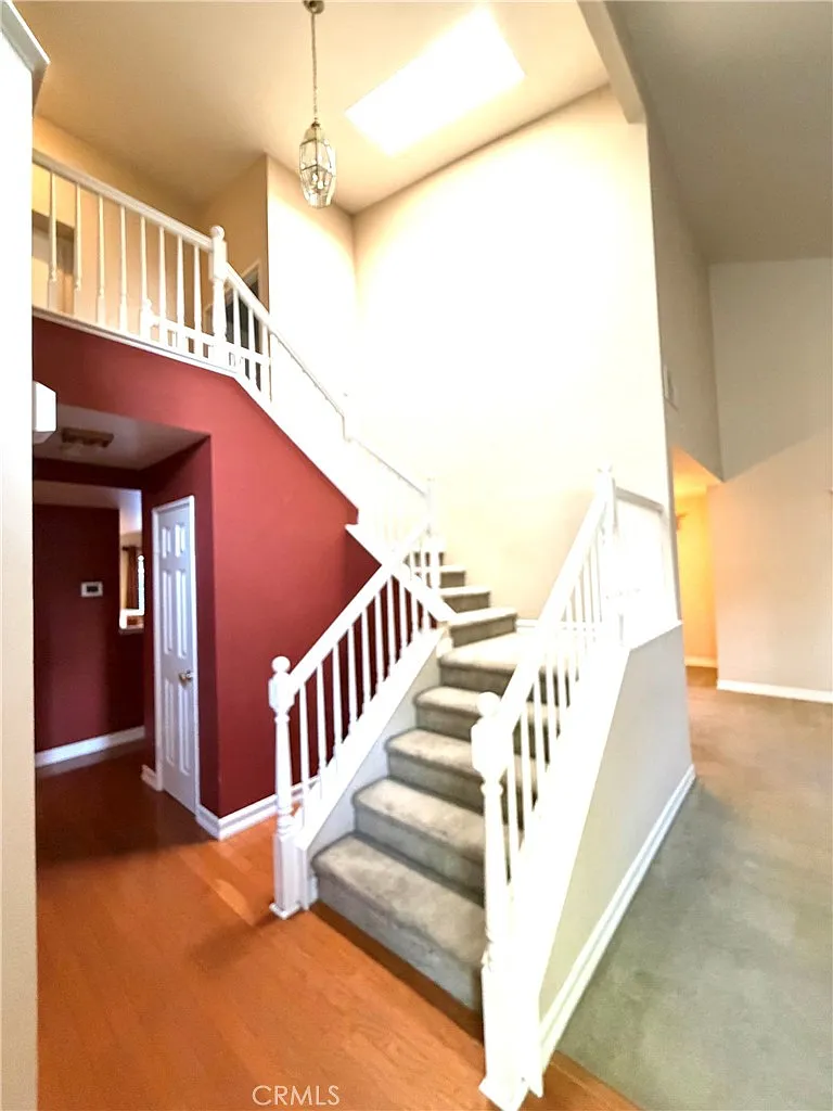 4 bed, 2581 sqft, $2,900 — Photo 3